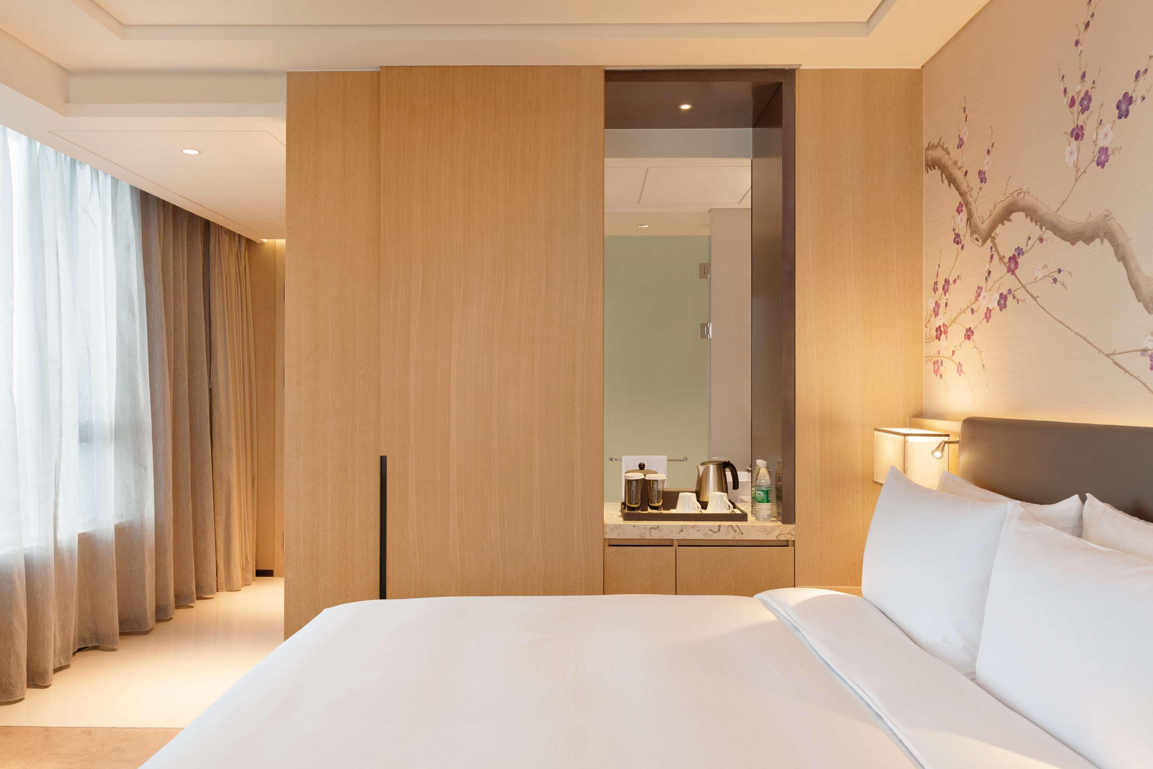 Hilton Garden Inn Dandong Exterior photo