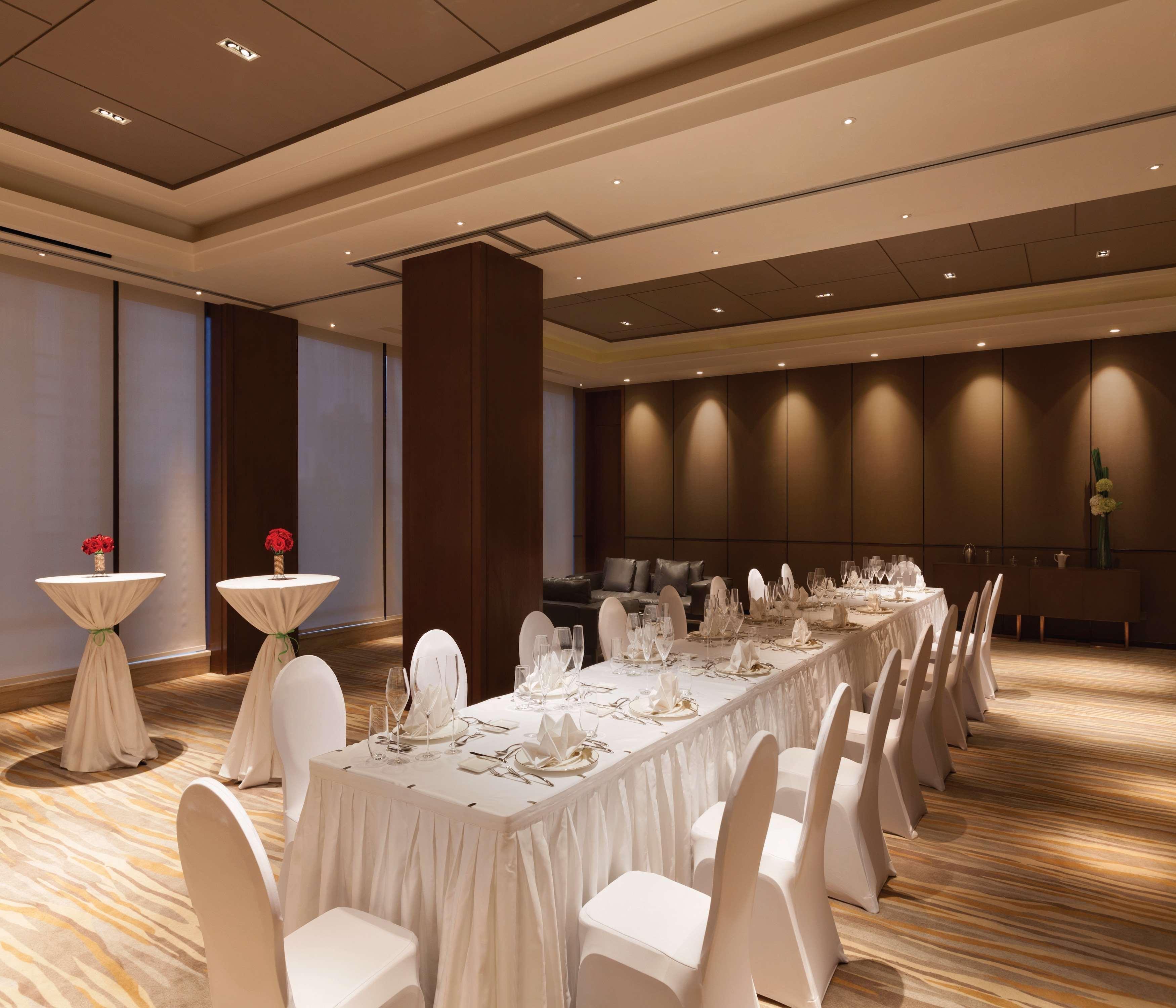 Hilton Garden Inn Dandong Exterior photo
