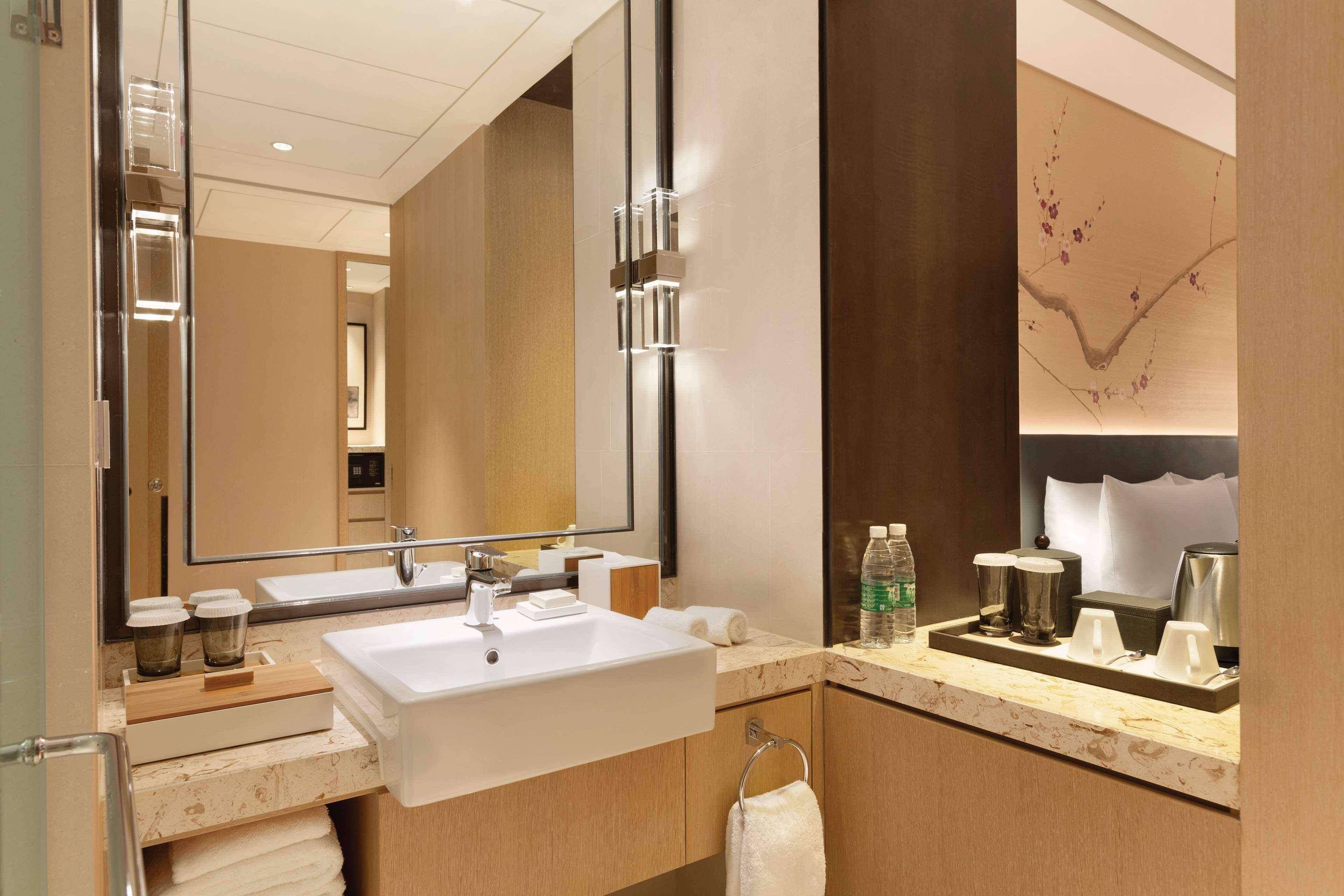 Hilton Garden Inn Dandong Exterior photo