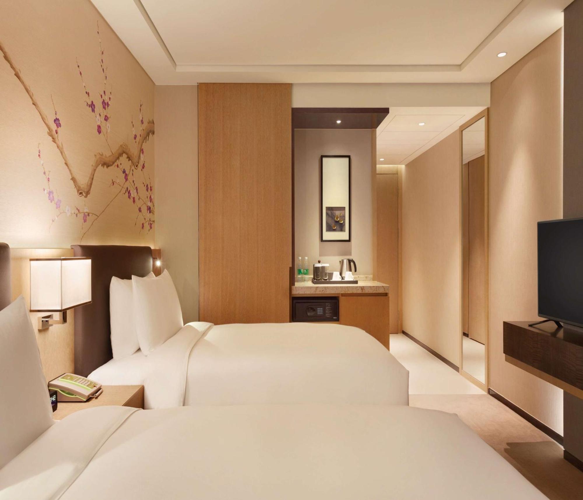Hilton Garden Inn Dandong Exterior photo
