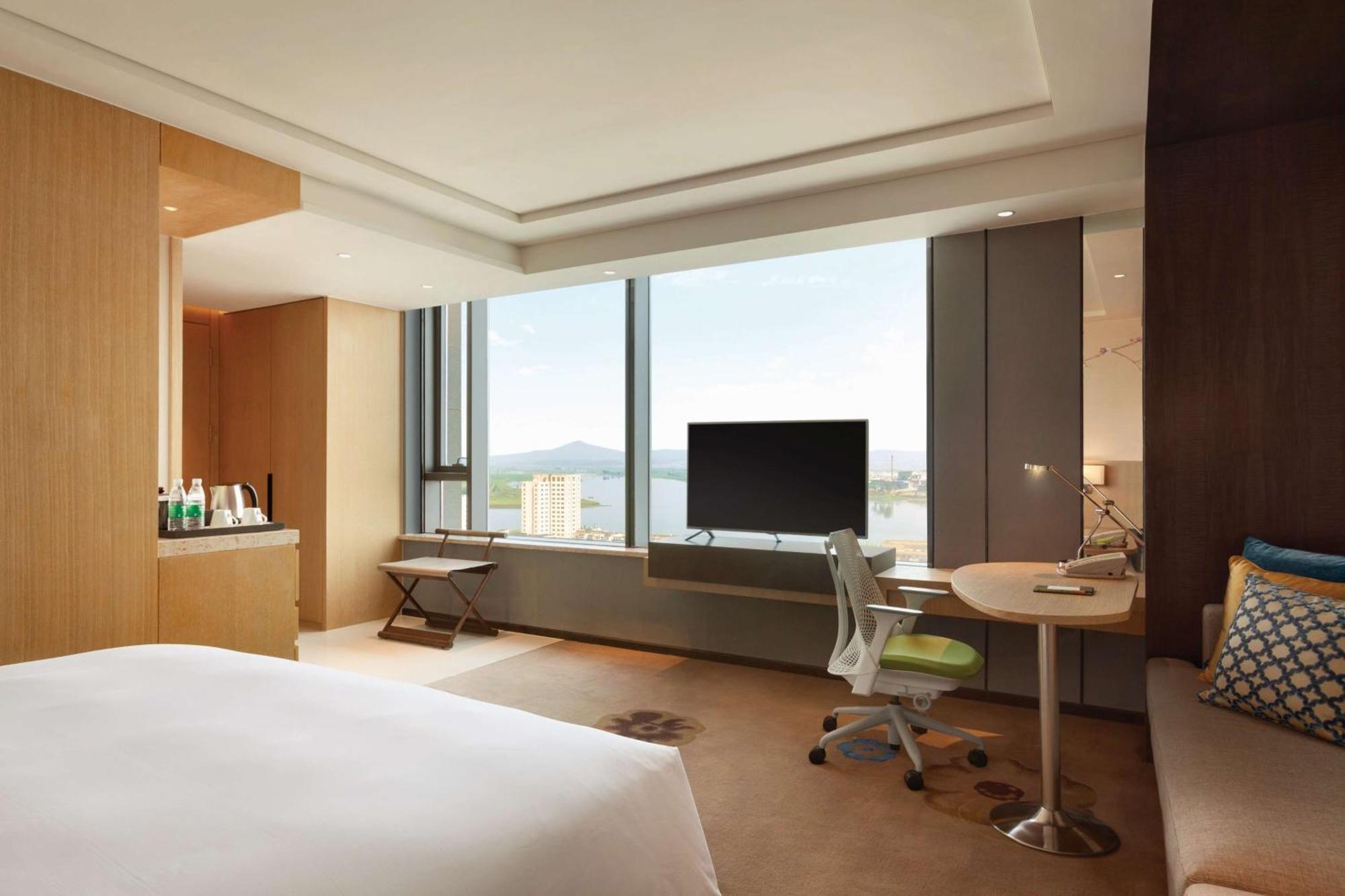 Hilton Garden Inn Dandong Exterior photo